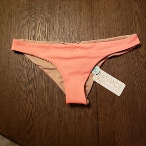 L Space bikini bottoms